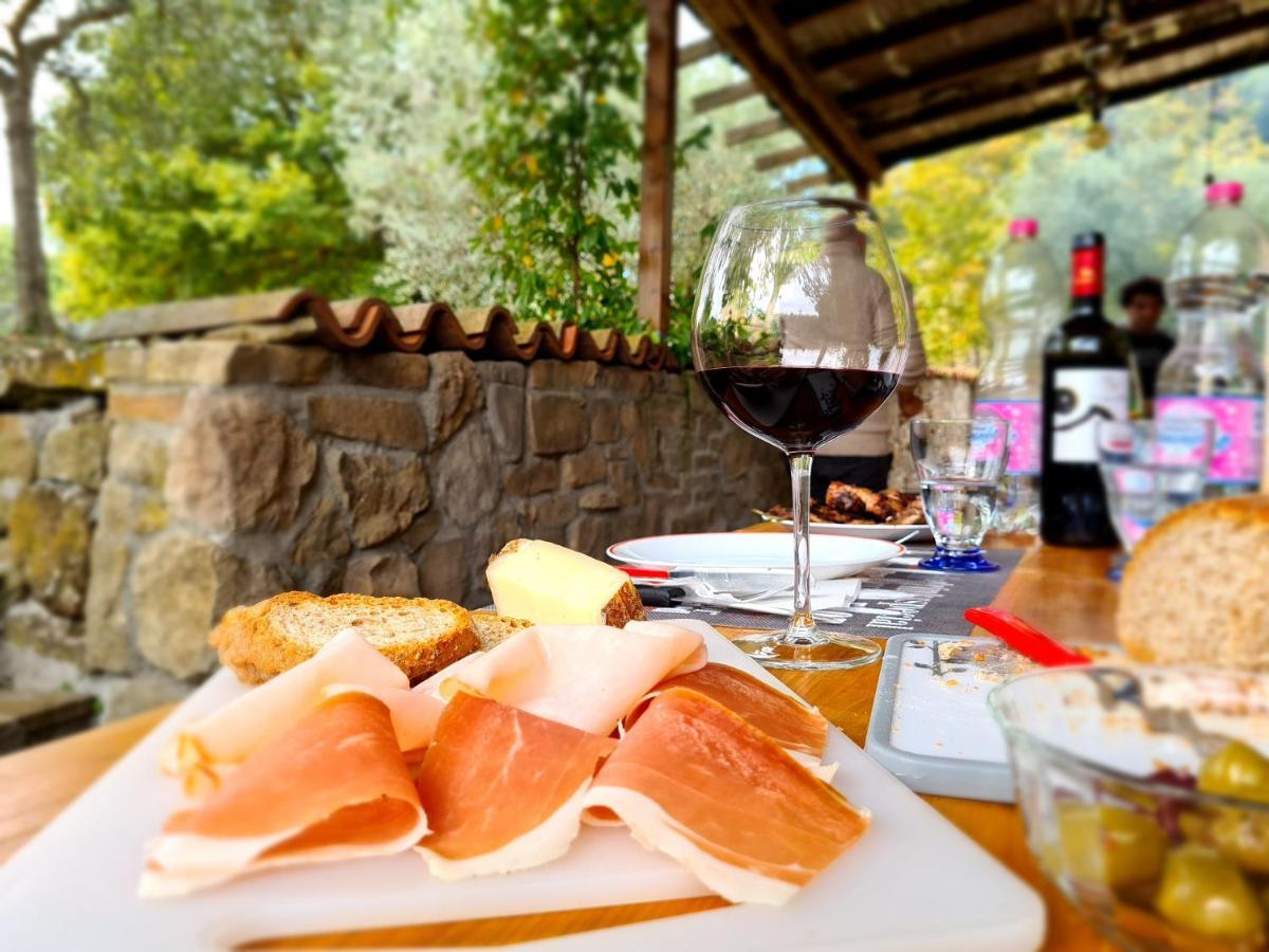 Podere La Zinzinina - Villa Intera Montecatini Val di Cecina Ngoại thất bức ảnh